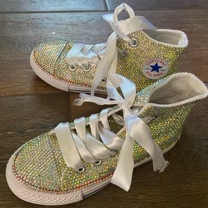 Bling gold converse size 1.5 -NEW